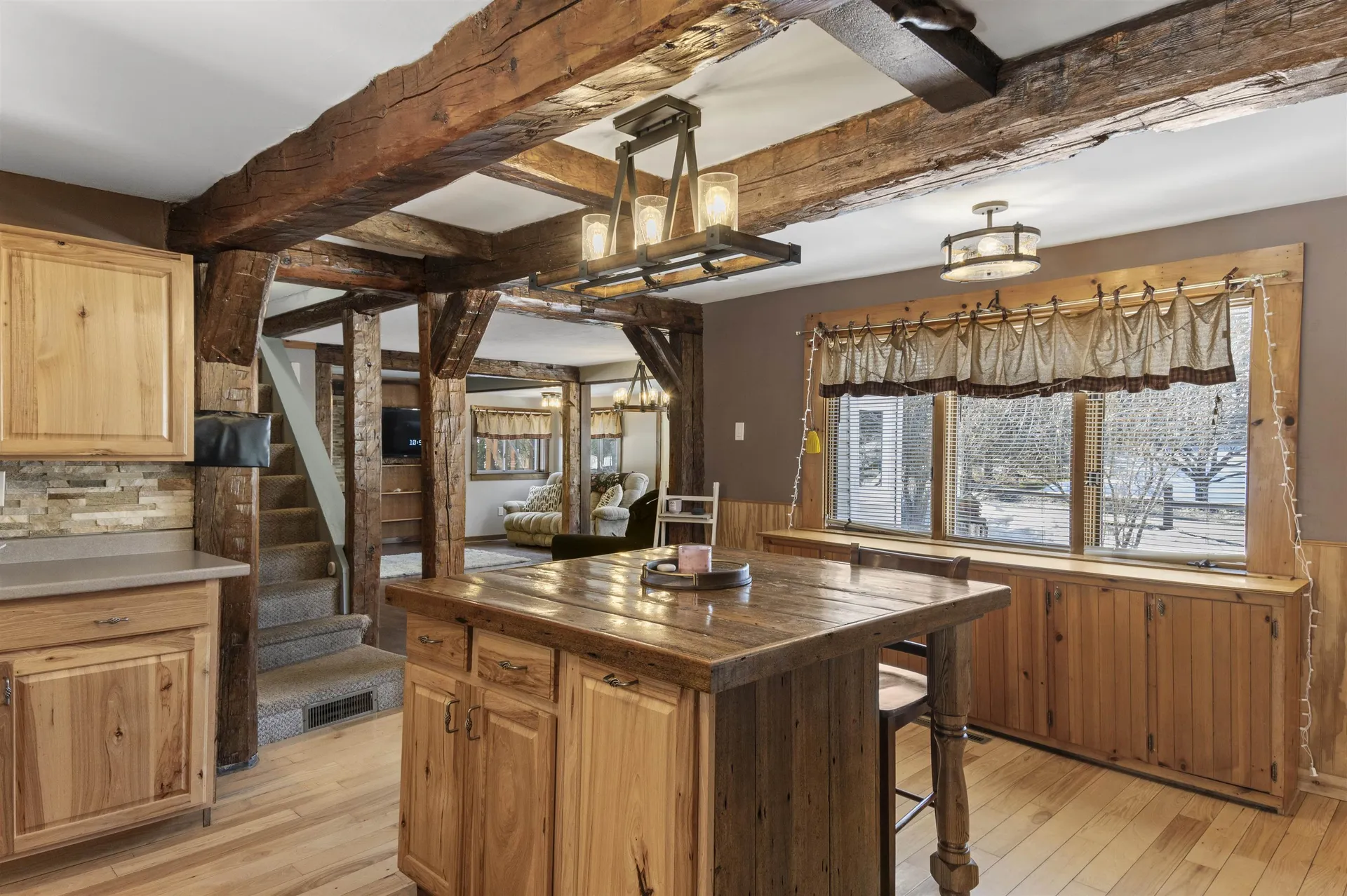 21 Bungy Road Colebrook NH 03576