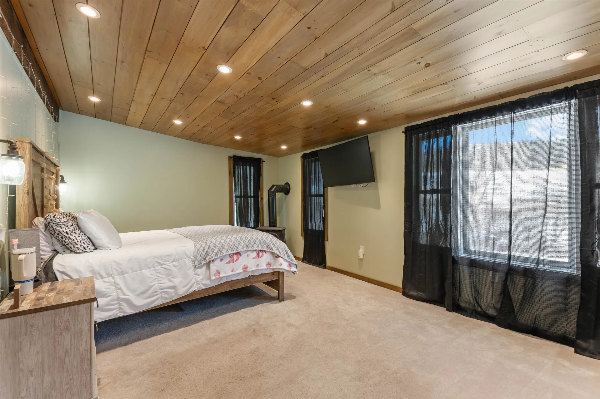 21 Bungy Road Colebrook NH 03576