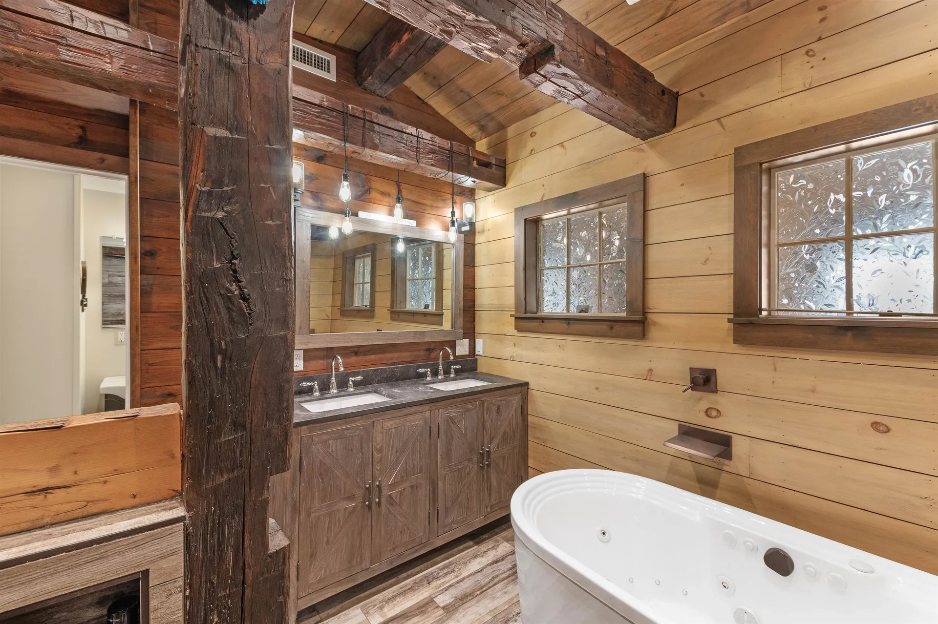 21 Bungy Road Colebrook NH 03576