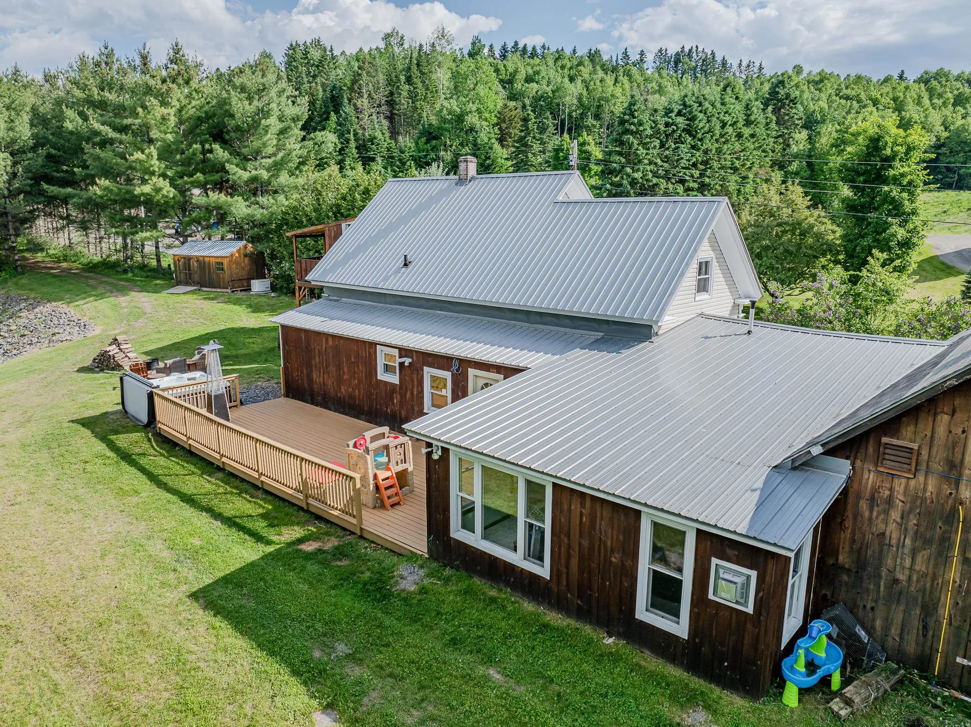 21 Bungy Road Colebrook NH 03576