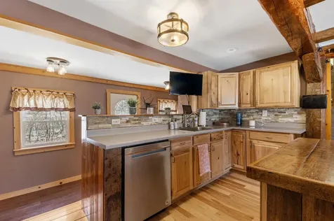 21 Bungy Road Colebrook NH 03576