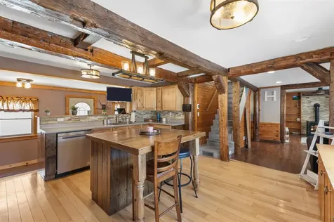 21 Bungy Road Colebrook NH 03576