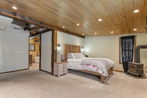 21 Bungy Road Colebrook NH 03576