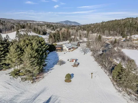 21 Bungy Road Colebrook NH 03576