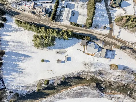 21 Bungy Road Colebrook NH 03576