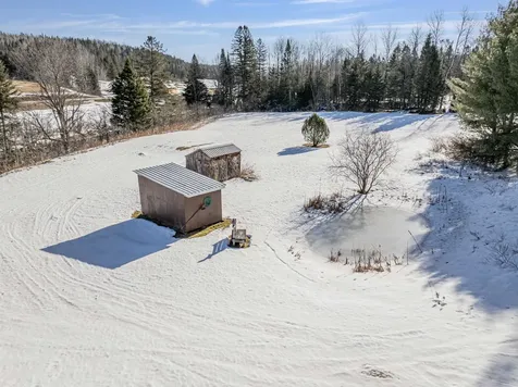 21 Bungy Road Colebrook NH 03576