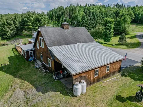 21 Bungy Road Colebrook NH 03576