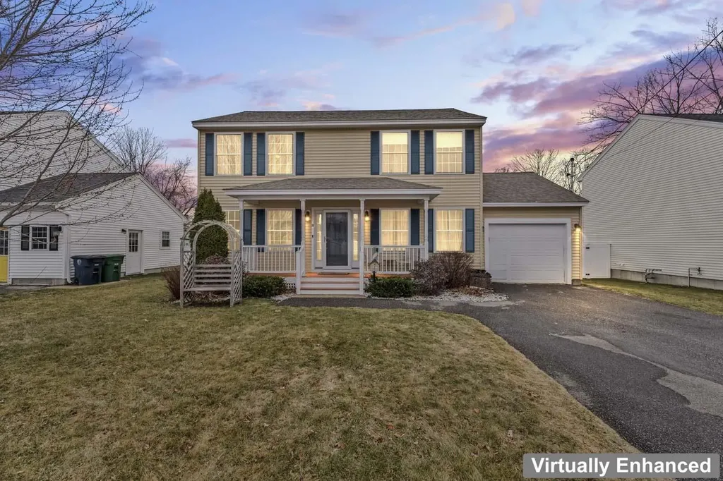 10 Tetreau Street Nashua NH 03060