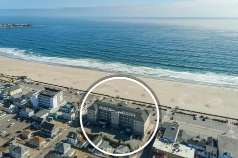 83 Ocean Boulevard Hampton NH 03842