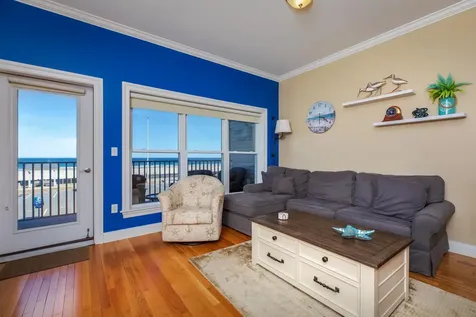 83 Ocean Boulevard Hampton NH 03842