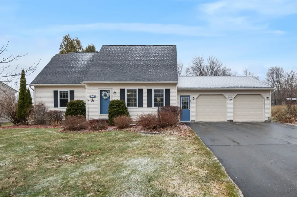 34 Hunting Ridge Lane Milton VT 05468