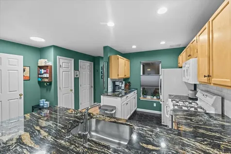 287 Juniper Drive South Burlington VT 05403