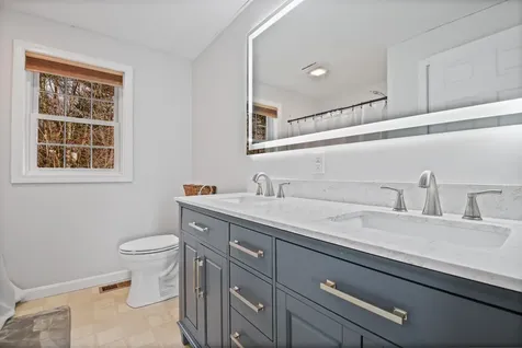36 Bradford Circle Hillsborough NH 03244