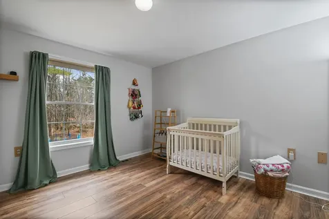 36 Bradford Circle Hillsborough NH 03244