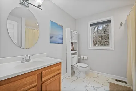 36 Bradford Circle Hillsborough NH 03244