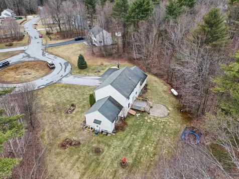 36 Bradford Circle Hillsborough NH 03244