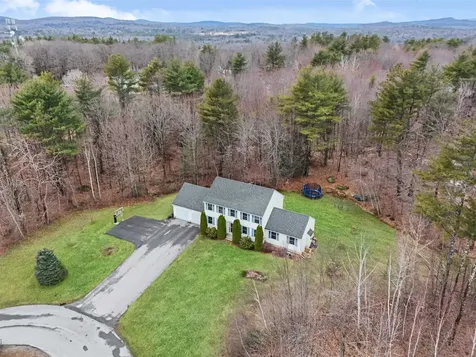 36 Bradford Circle Hillsborough NH 03244