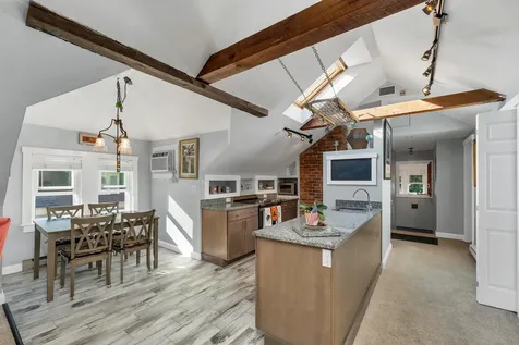 352 Miller Avenue Portsmouth NH 03801