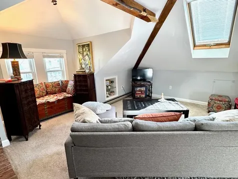 352 Miller Avenue Portsmouth NH 03801