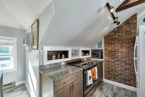 352 Miller Avenue Portsmouth NH 03801