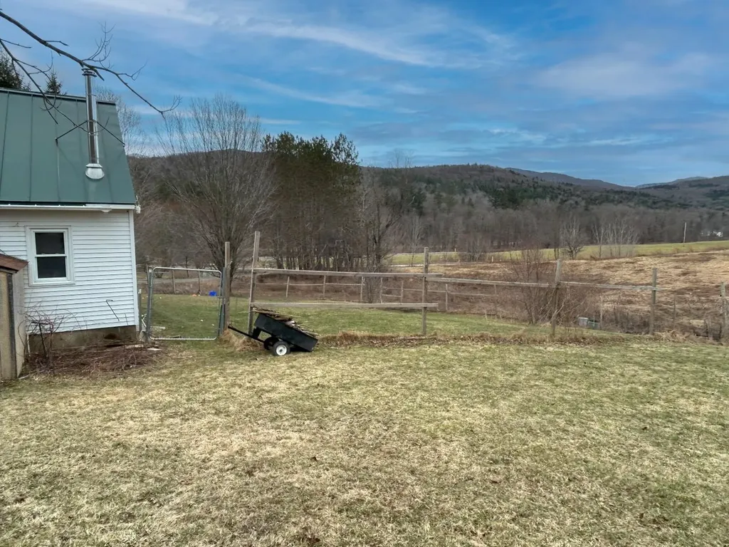 37 Meadow View Drive Huntington VT 05462