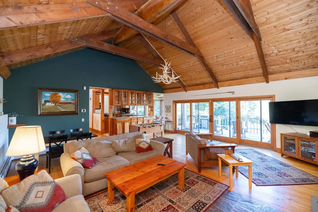 5 Stratton Ridge Road Winhall VT 05340