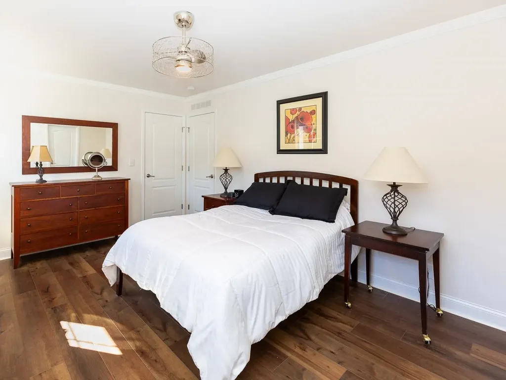 12 Sandpiper Path North Hampton NH 03862