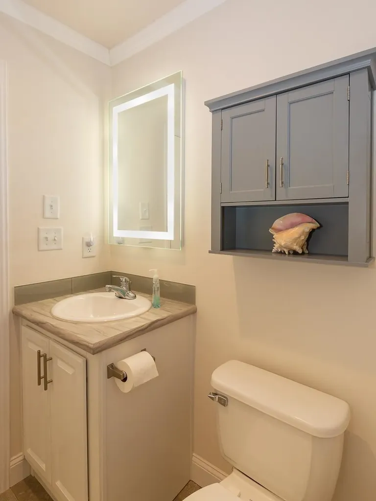 12 Sandpiper Path North Hampton NH 03862