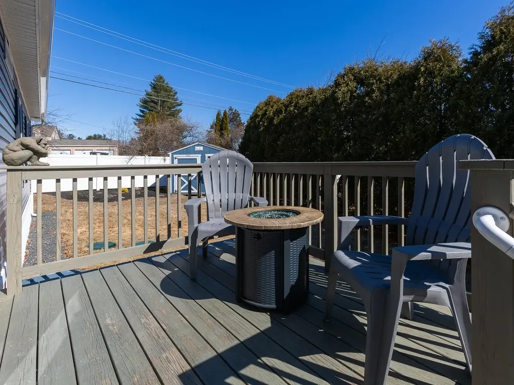 12 Sandpiper Path North Hampton NH 03862