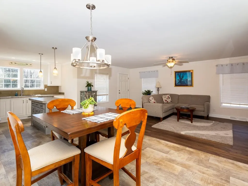 12 Sandpiper Path North Hampton NH 03862