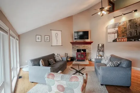 8 Hillside Road Kingston NH 03848