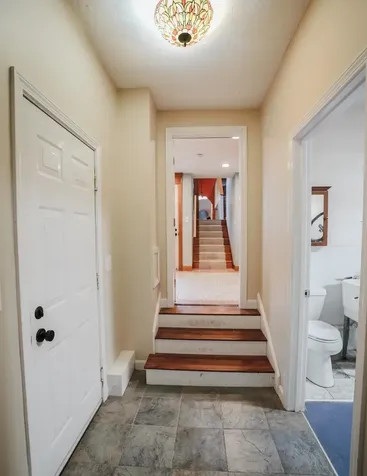 8 Hillside Road Kingston NH 03848