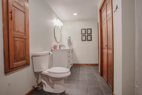 8 Hillside Road Kingston NH 03848