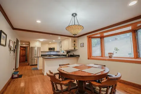 8 Hillside Road Kingston NH 03848