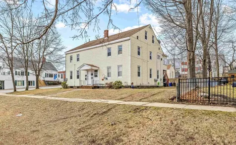 17 Broad Street Somersworth NH 03878