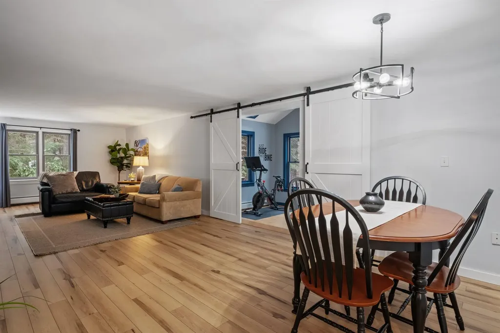 12 Stoney Brook Road Bow NH 03304