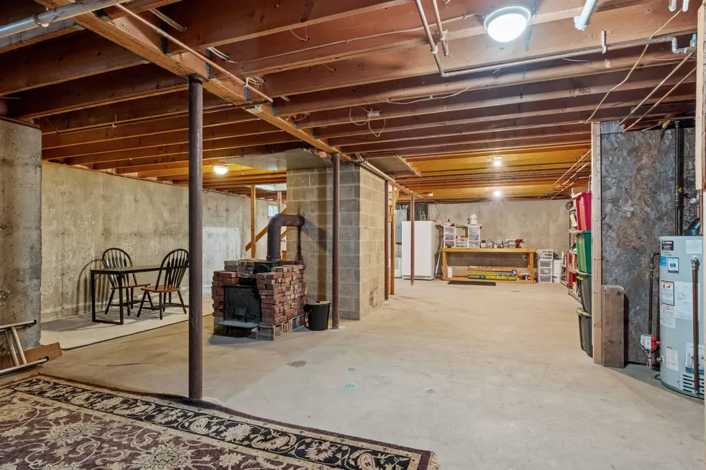 12 Stoney Brook Road Bow NH 03304