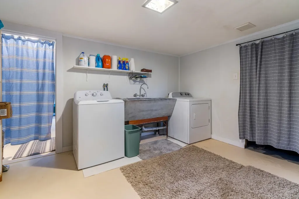 25 Ridgewood Drive Bow NH 03304