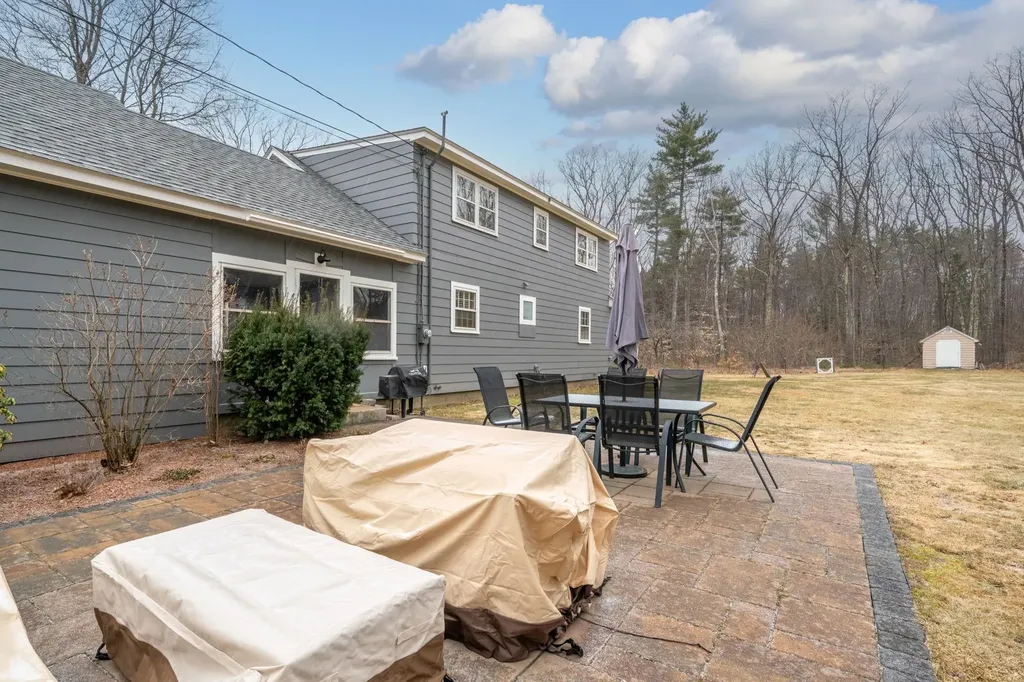 25 Ridgewood Drive Bow NH 03304