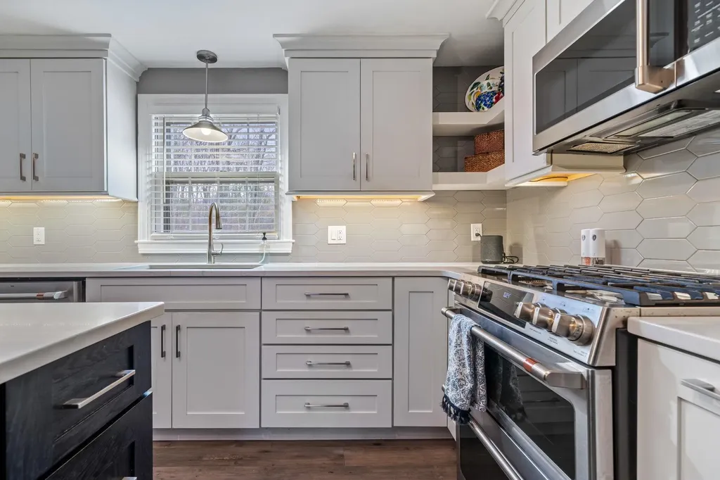 25 Ridgewood Drive Bow NH 03304