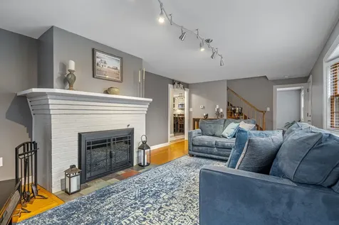 25 Ridgewood Drive Bow NH 03304