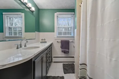 25 Ridgewood Drive Bow NH 03304