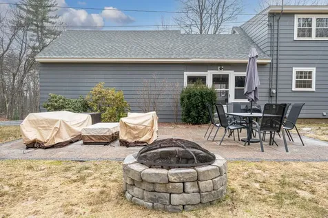 25 Ridgewood Drive Bow NH 03304