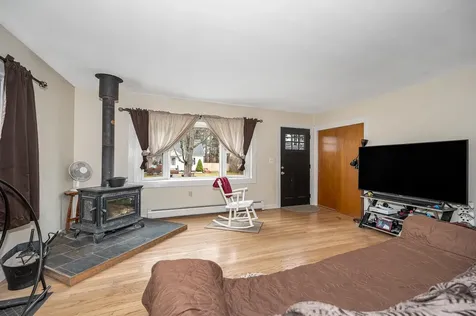 2 Guy Street Somersworth NH 03878