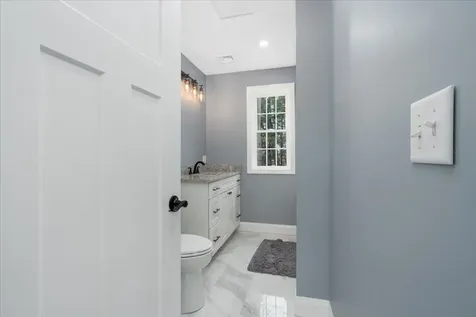 4 Pinehurst Avenue Northwood NH 03261