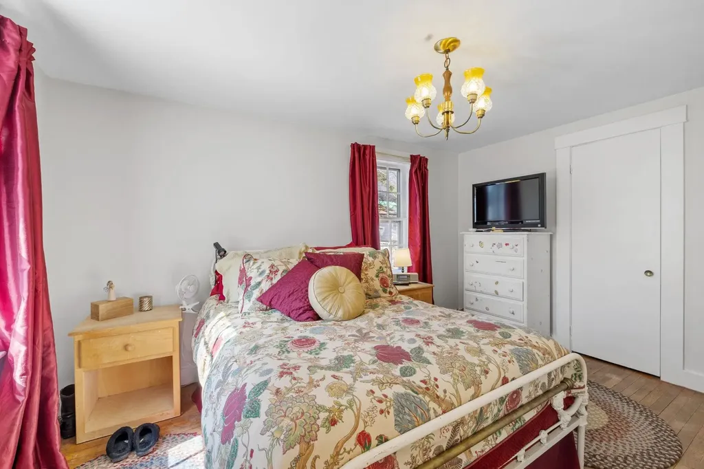24 Ramsdell Lane Barrington NH 03825