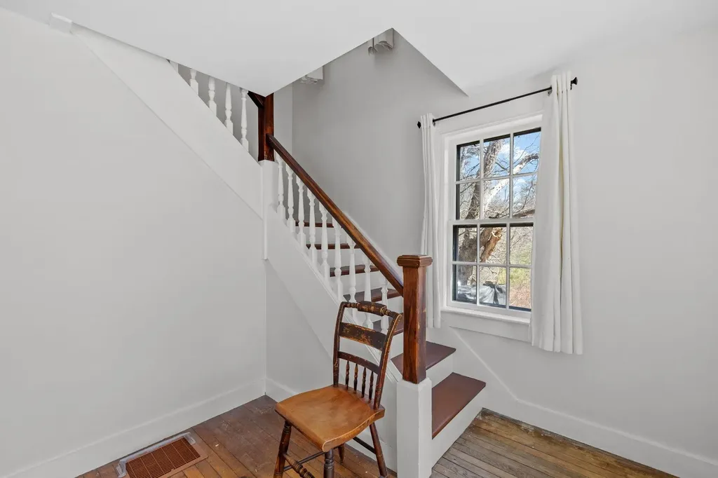 24 Ramsdell Lane Barrington NH 03825