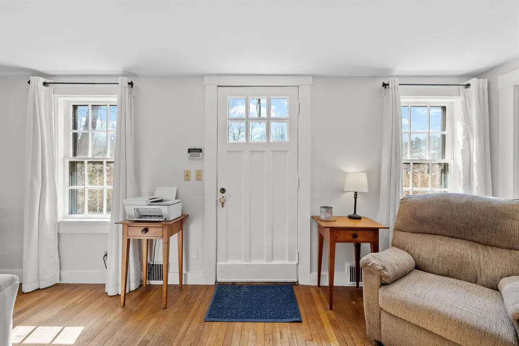 24 Ramsdell Lane Barrington NH 03825