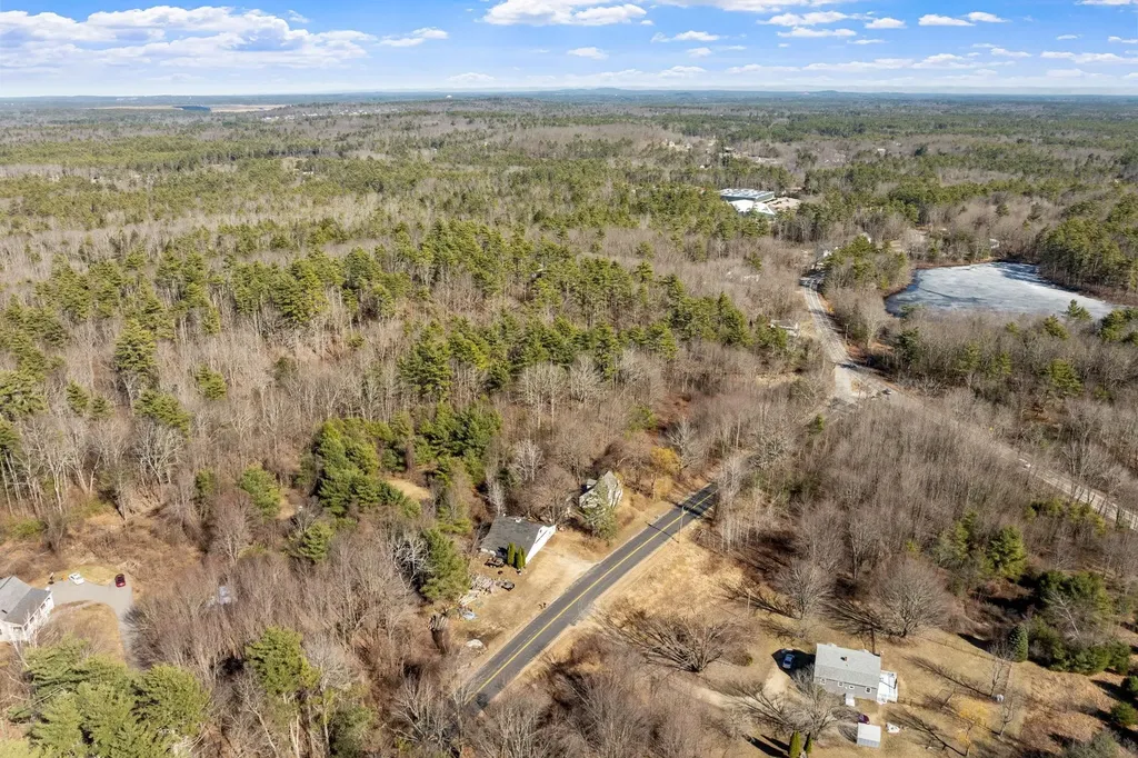 24 Ramsdell Lane Barrington NH 03825
