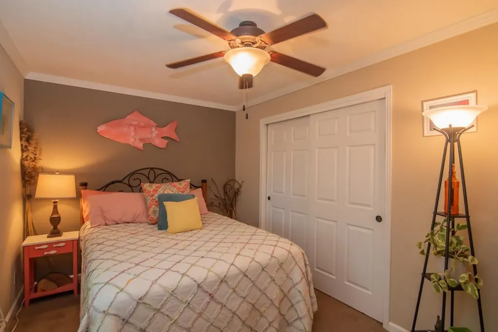 105 Robinhood Drive Exeter NH 03833